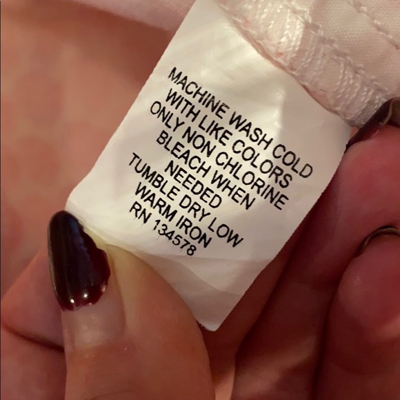 Vineyard Vines skinny jeans with pink seashells 0 - Picture 8 of 11